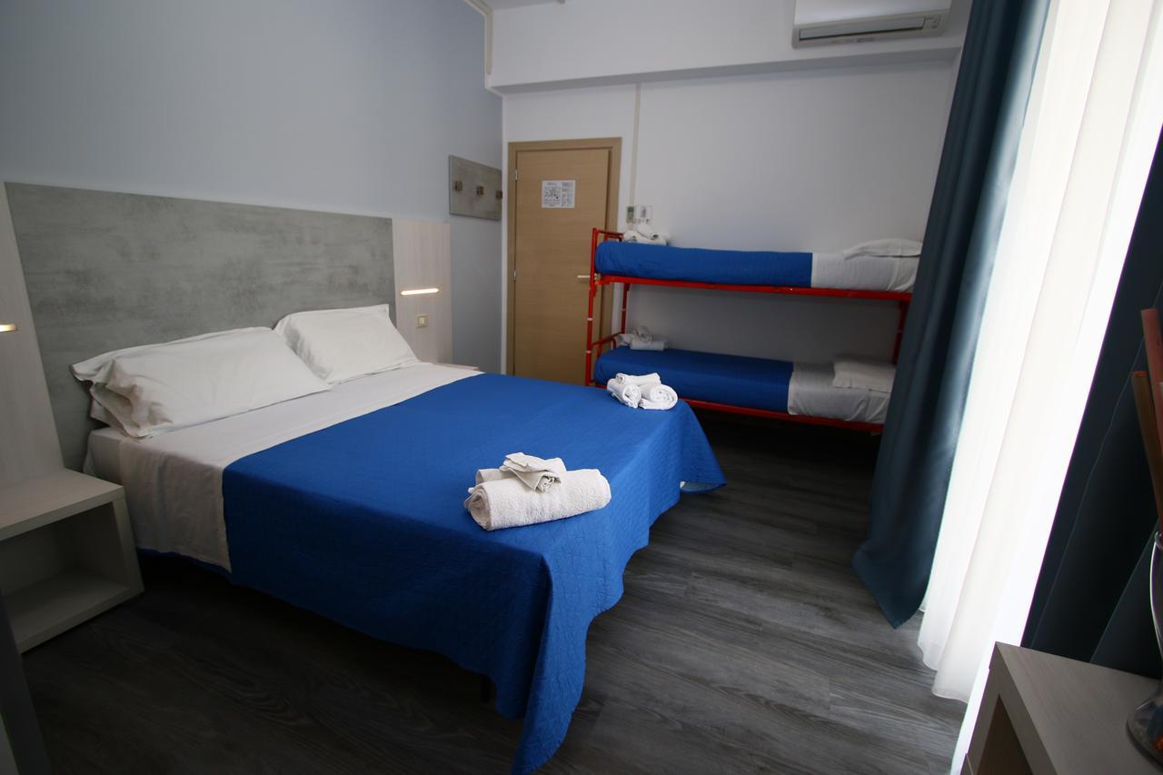 Hotel Kim Rimini Exterior photo